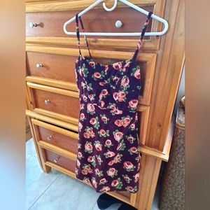Women's Urban Outfitters Burgundy Floral Casual Dress Size S